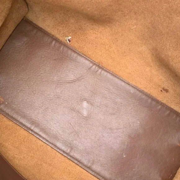 Yves Saint Laurent Brown Leather Y-Cabas bag with Gold Hardware - Picture 9 of 10